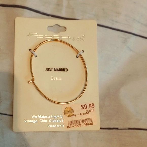 Jewelry - JUST MARRIED